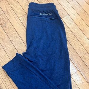 Vineyard vines boys performance joggers